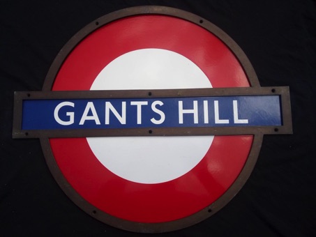 Gabts Hill london Underground Roundel 